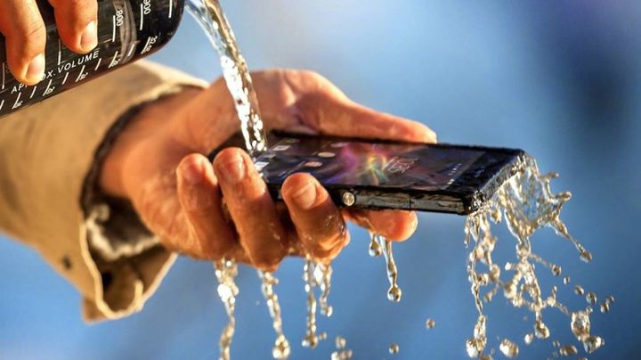 waterproof-version-sony-wovow.org-03