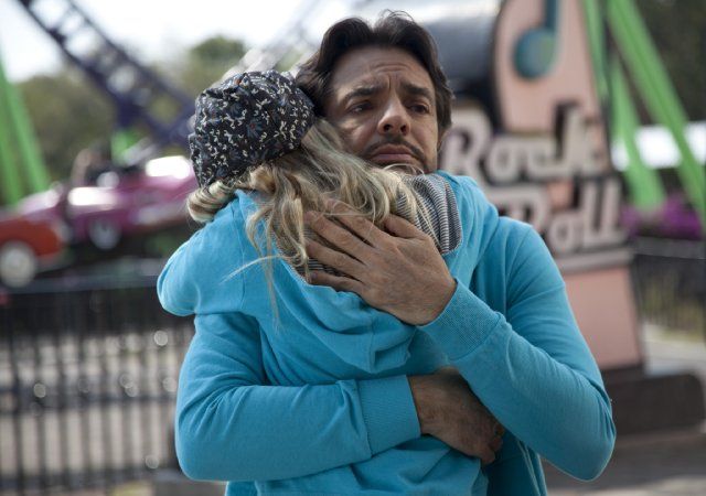 Review of the film "Instructions not included"