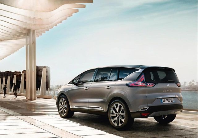 Marketers Renault Espace minivan killed and revived it again