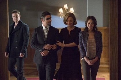 "Arrow": large exclusive interviews with the cast and producers
