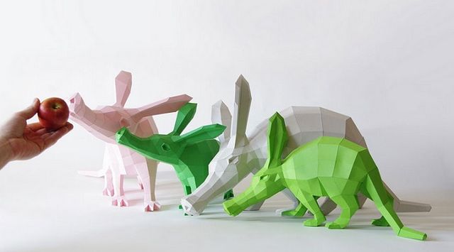 This artist has transformed 3D graphics in paper sculpture. It seems they are about to have begun to move!