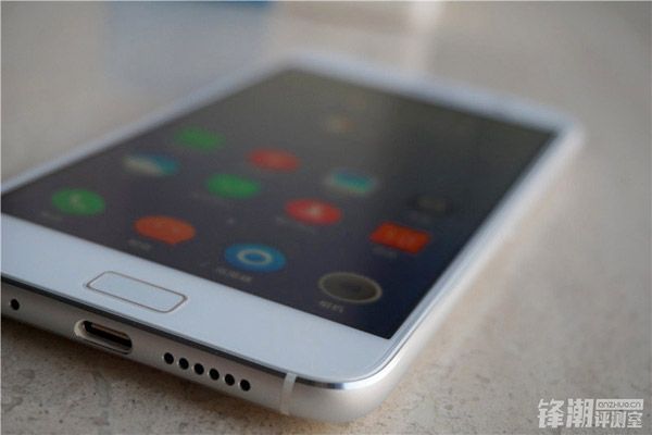 ZUK Z1: announcement of the smartphone with U-Touch button and Snapdragon 801 chipset