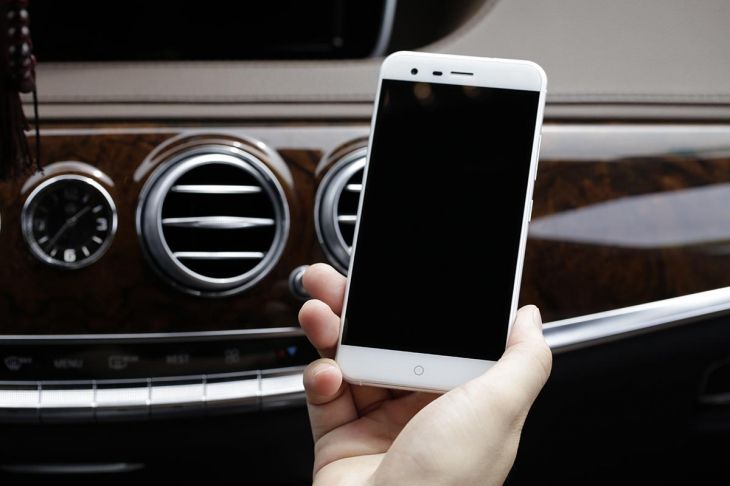 Comparison of smartphones Ulefone Paris and DOOGEE HOMTOM HT6
