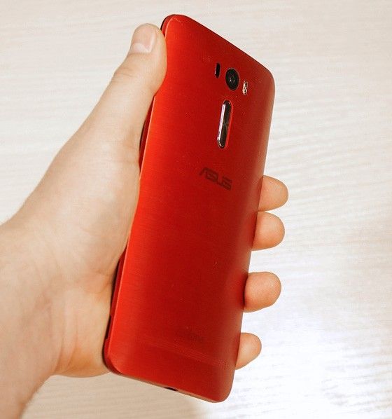 Review comparison Asus Zenfone Selfie (ZD551KL) and Zenfone 2 Laser (ZE601KL)