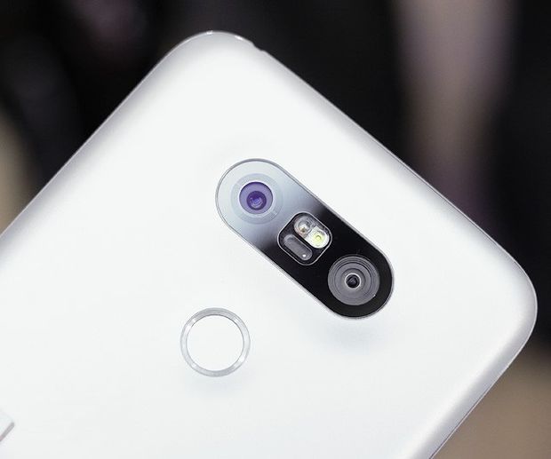 Review LG G5: modular construction, dual camera and new volume buttons
