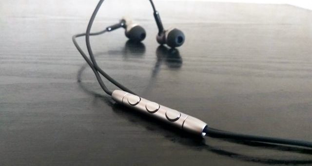 Review Xiaomi In-ear Hybrid Earphones Pro: excellent sound and powerful bass