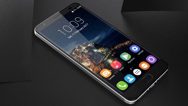 Oukitel K6000 Plus Review smartphone with 6080 mAh battery: price and release date