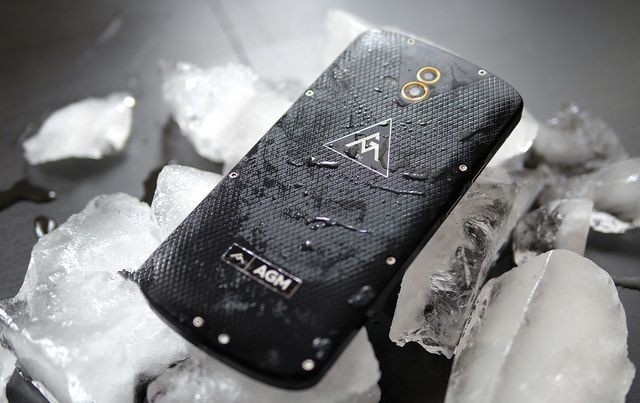 AGM X1 Review rugged smartphone: not drown, but froze