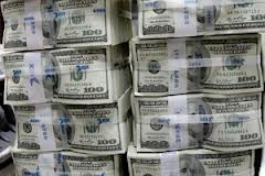 US banks counted record profits