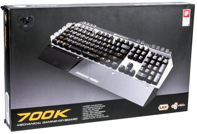 Cougar 700K: mechanical keyboard with raspolovinennym space and flexible lighting