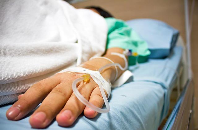 Ebola - symptoms and ways of infection