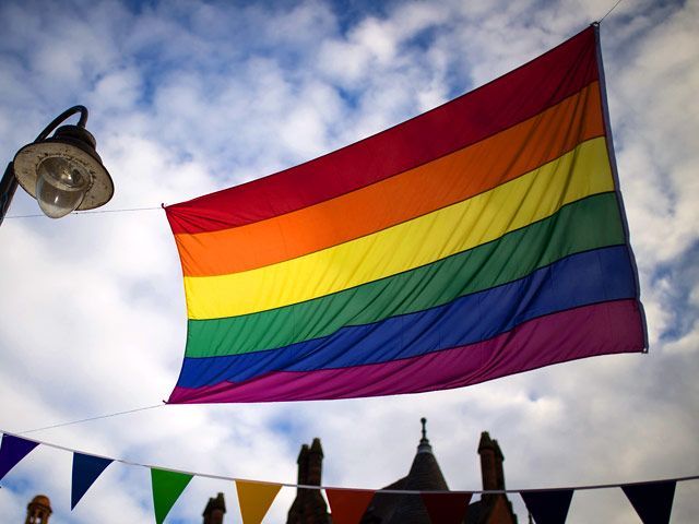 In Italy, nationalists used the photo in support of gays in the campaign against adoption for same-sex couples