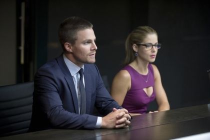 "Arrow" and "Flash": new images defenders of justice