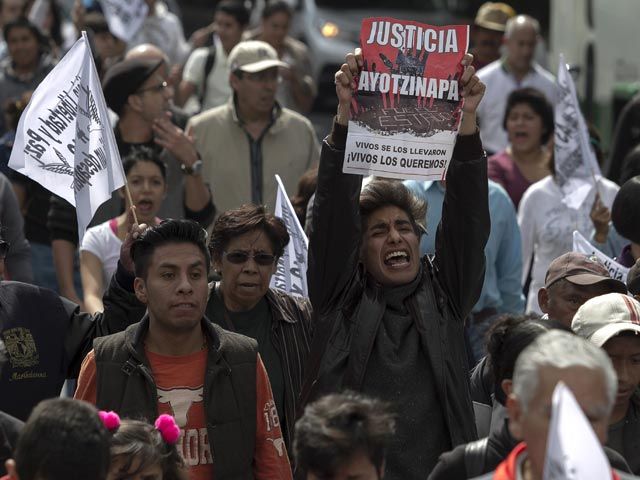 Experts have found out that the remains from a mass grave in Mexico do not belong missing students