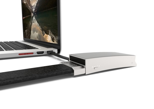 Create stylish Xoo Belt for charging smartphones