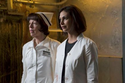 Morena Baccarin: "Arkham - terrible place"
