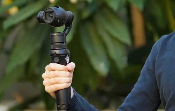 DJI Osmo: manual regulator with 4K-camera