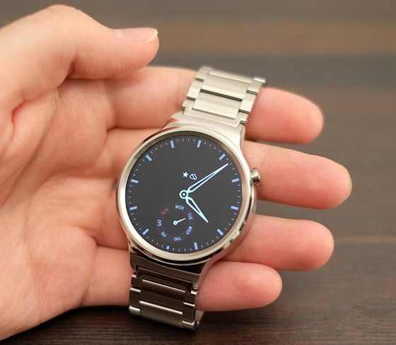 Review of smartwatch Huawei Watch
