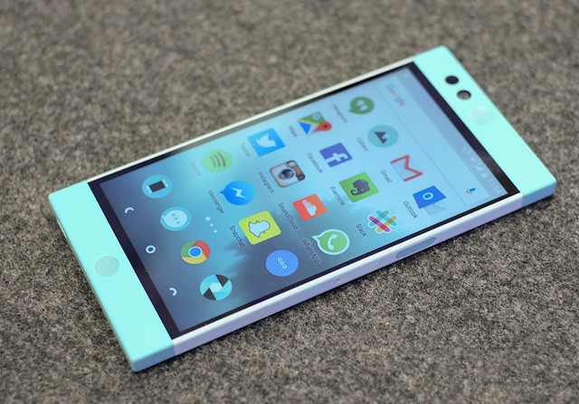 Review Nextbit Robin: beautiful smartphone with infinite memory