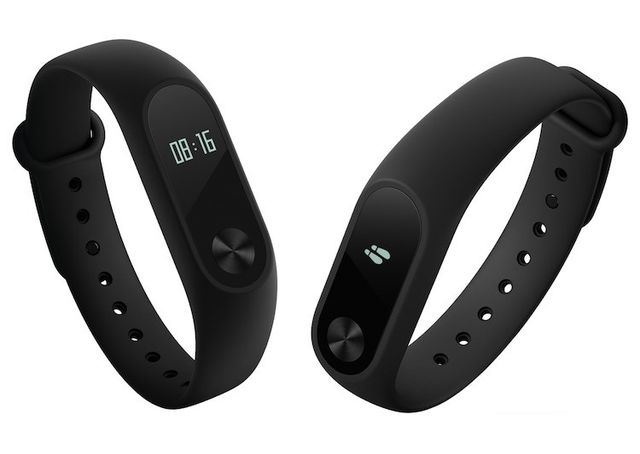 Review Xiaomi Mi Band 2: advanced version of fitness tracker