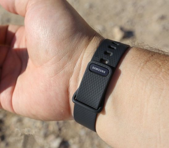 samsung gear fit 2 r360