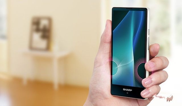 Review Sharp Aquos Mini SH-M03 smartphone