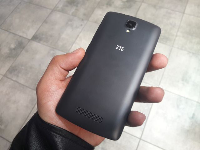 Review ZTE Blade L5: ultra-budget smartphone for unpretentious users