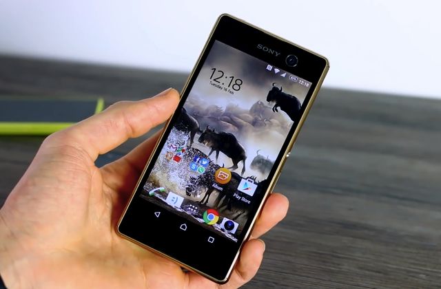 Review Sony Xperia M5: Glass Smartphone with High-Resolution Cameras