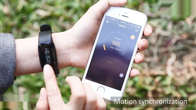 Mpow D6 Vs Xiaomi Mi Band 2 Which Is The Best Fitness Tracker