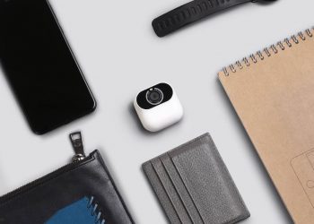 Review of a new smart camera Xiaomi Small Silent AI Camera