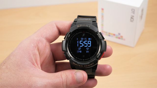 REVIEW: $30 Smartwatch with G-Shock Sports Style