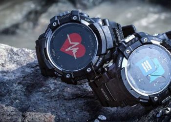 Review No.1 F7: New Secure Smart Clock with GPS, IP67 and 20 days of battery life