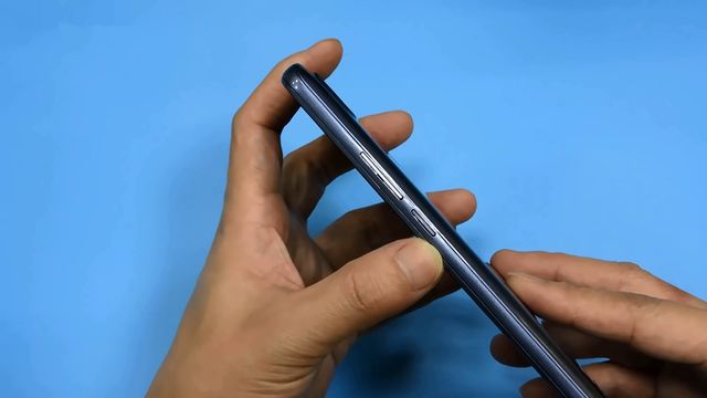 LEAGOO M11 Review: $ 75 for a powerful battery and a large display