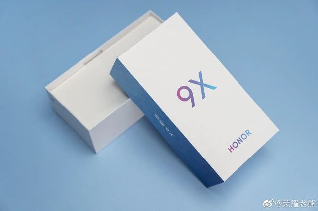 Huawei Honor 9X Retail Box