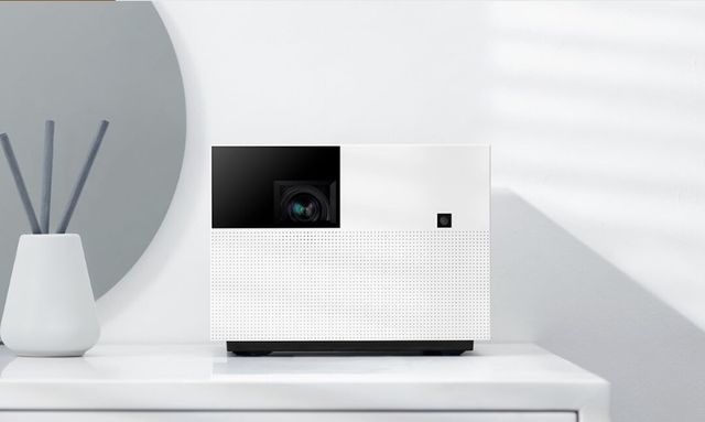 Xiaomi Mi Projector Vogue Edition First Review Projector