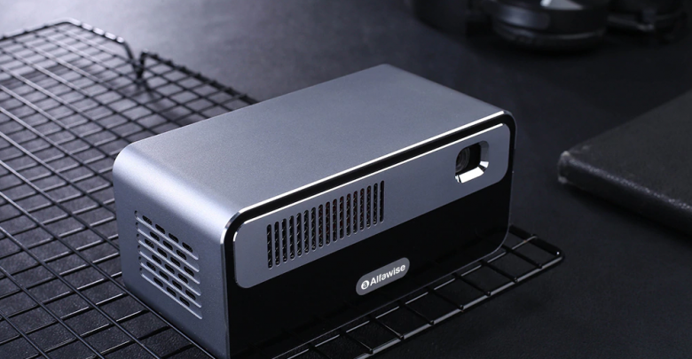 Touyinger HDP300 250 ANSI Mini LED Portable DLP Projector