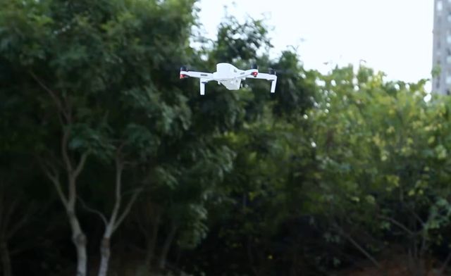 Hubsan Zino 2 FIRST REVIEW: Better than the DJI Mavic Mini?