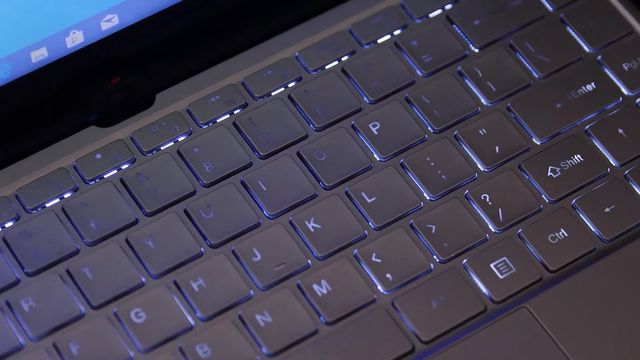 LHMZNIY laptops - what do you know about this brand?
