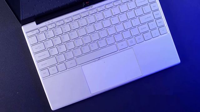 LHMZNIY laptops - what do you know about this brand?