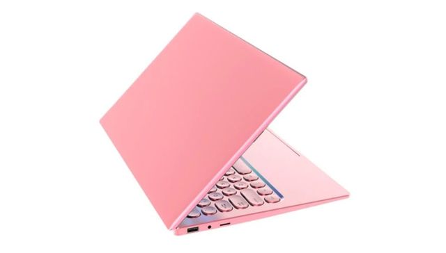 Cenava N145 FIRST REVIEW: A laptop with a unique design
