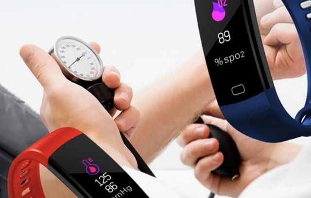 TOP 9 best smart watches with pressure and heart rate sensors