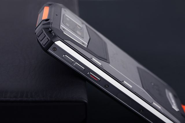 Oukitel WP6 FIRST REVIEW and Comparison with Oukitel WP5