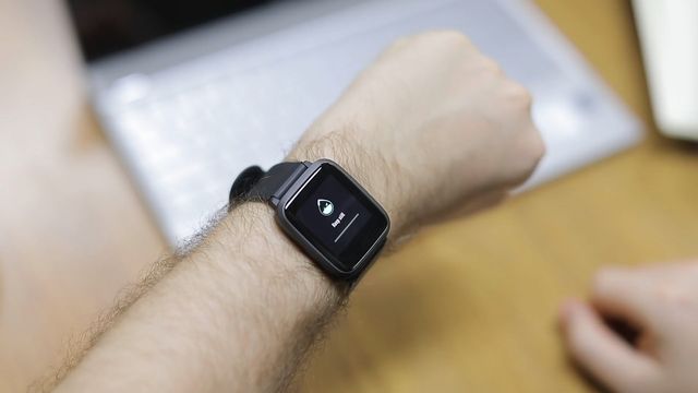 UMIDIGI UFit FIRST REVIEW: New watch measures SpO2 blood oxygen level