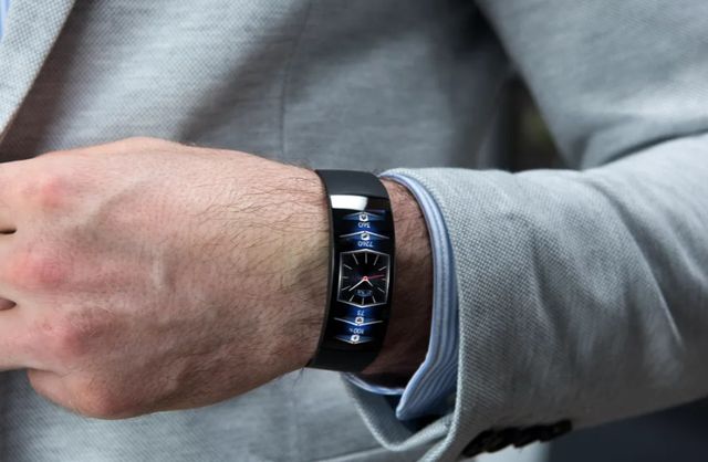 Amazfit X FIRST REVIEW: This is not a smart watch!