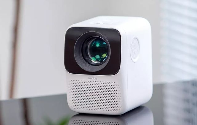 Xiaomi Wanbo T2 Free FIRST REVIEW: $85 Full HD projector